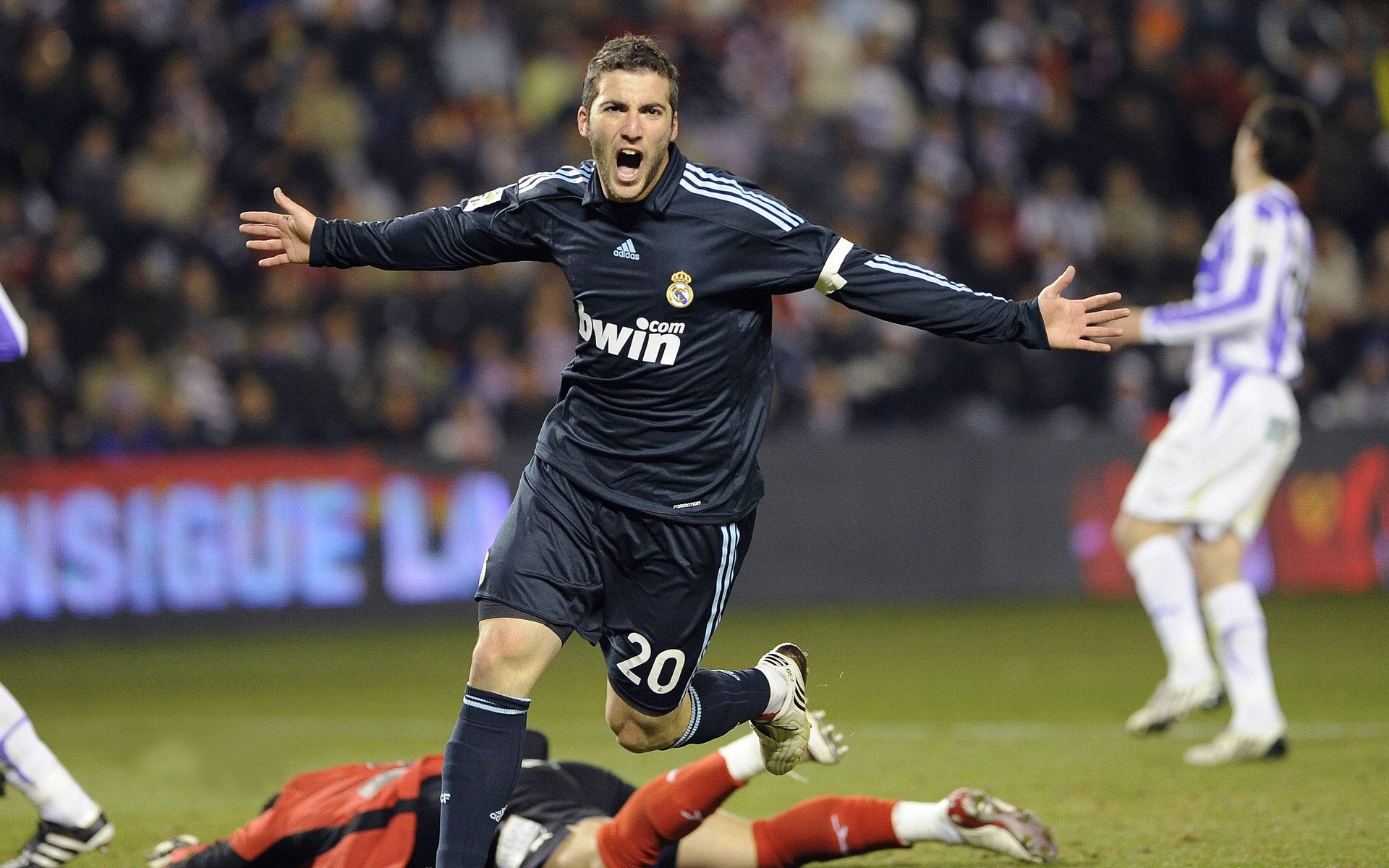 AYX GAME-格雷琴·沃尔什再次证明短距离统治力，格雷沃夫